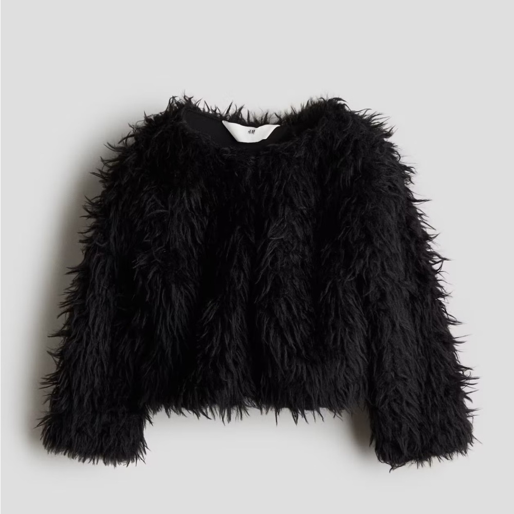 ✨5/$25✨Stylish Black Faux Fur Jacket for kids - Picture 4 of 5